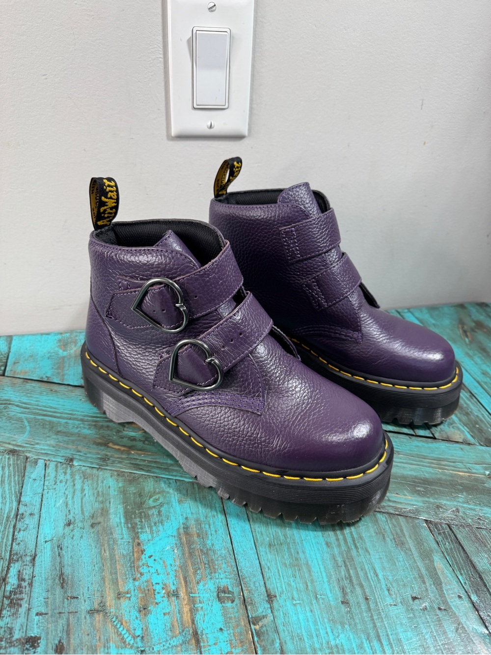 Dr Marten's Devon Heart Purple Leather Platform Boots Size 9 - Picture 2 of 12